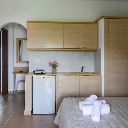 Grigoriou Apartments Polihrono โปไลโครโน ภายนอก รูปภาพ