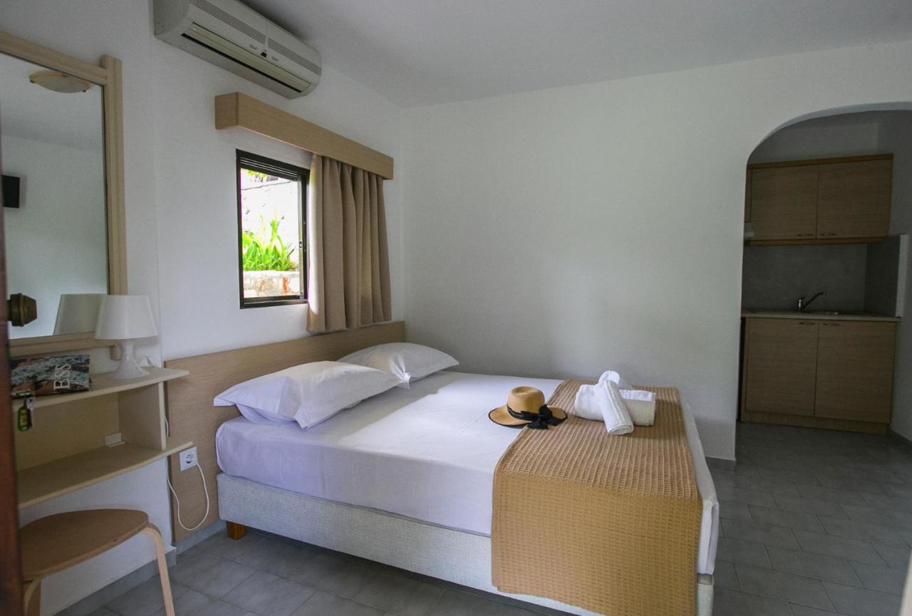Grigoriou Apartments Polihrono โปไลโครโน ภายนอก รูปภาพ