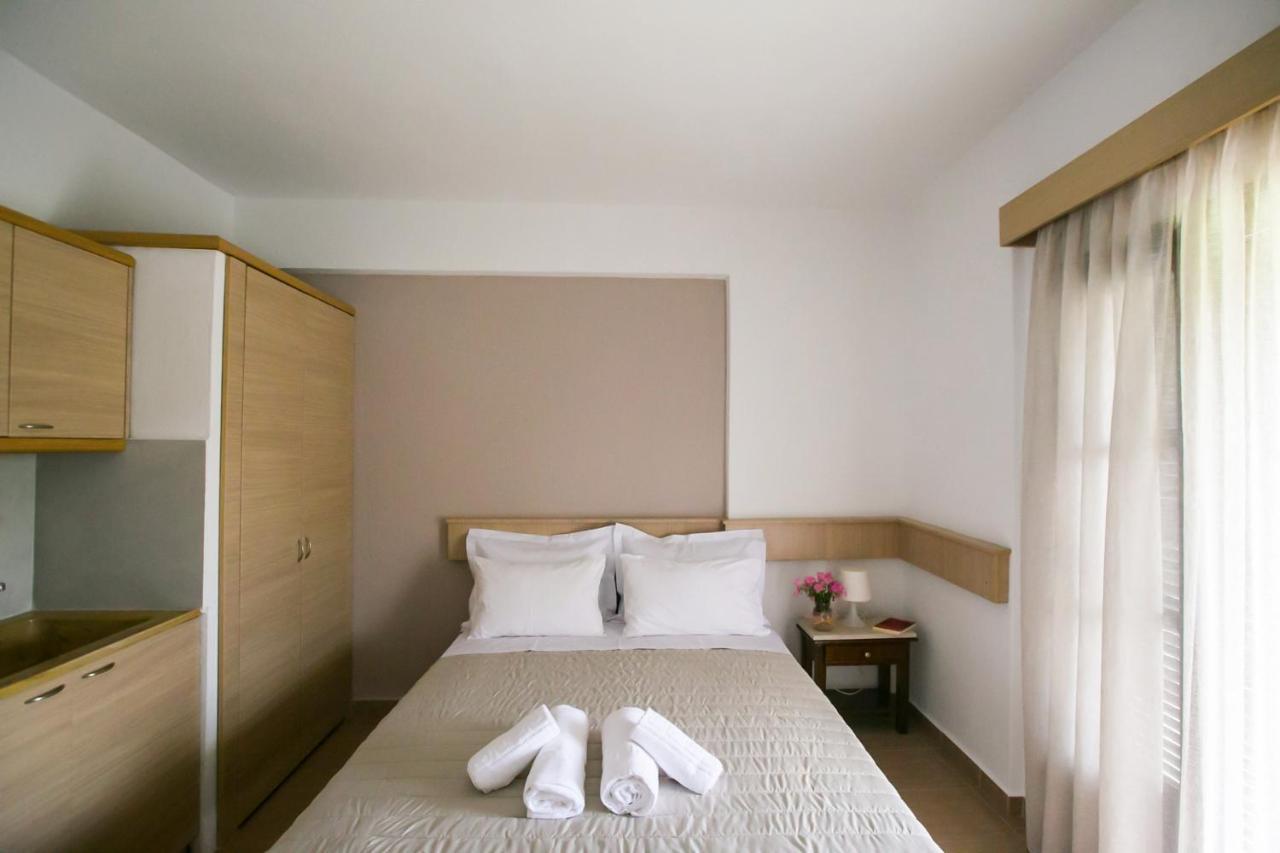 Grigoriou Apartments Polihrono โปไลโครโน ภายนอก รูปภาพ