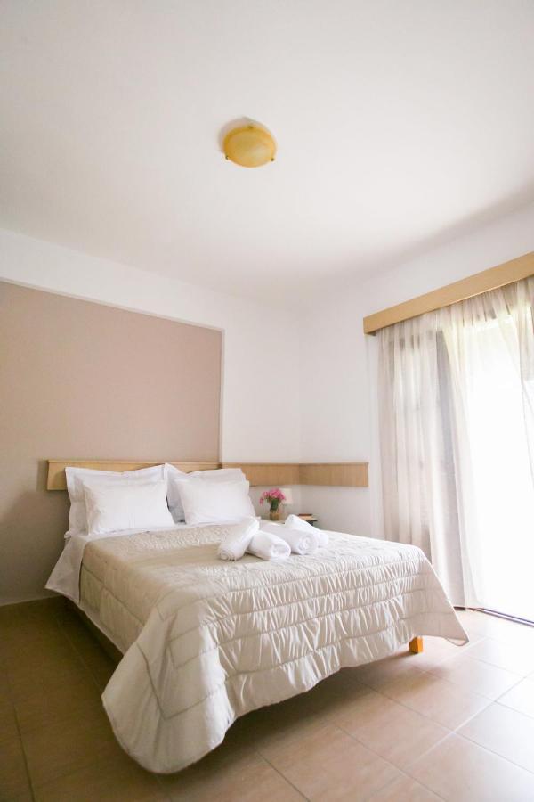 Grigoriou Apartments Polihrono โปไลโครโน ภายนอก รูปภาพ